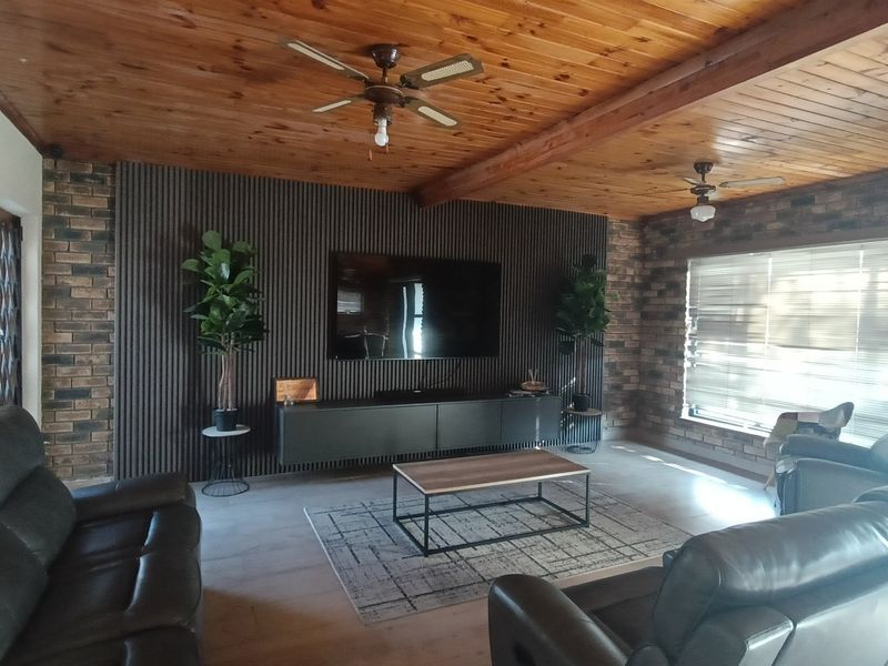 3 Bedroom House to Rent in Sarepta, Kuils River - Photo 7