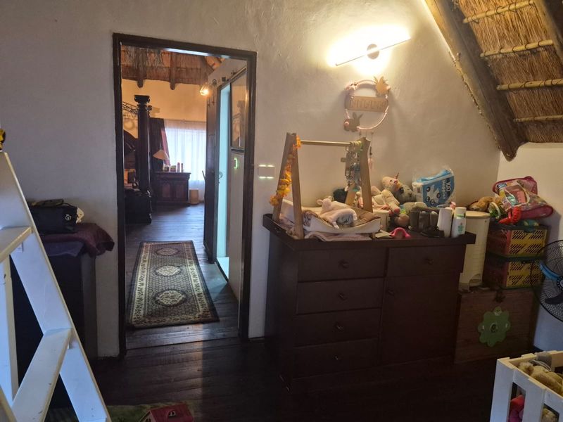 Double storey house in Chantelle for sale - Photo 3