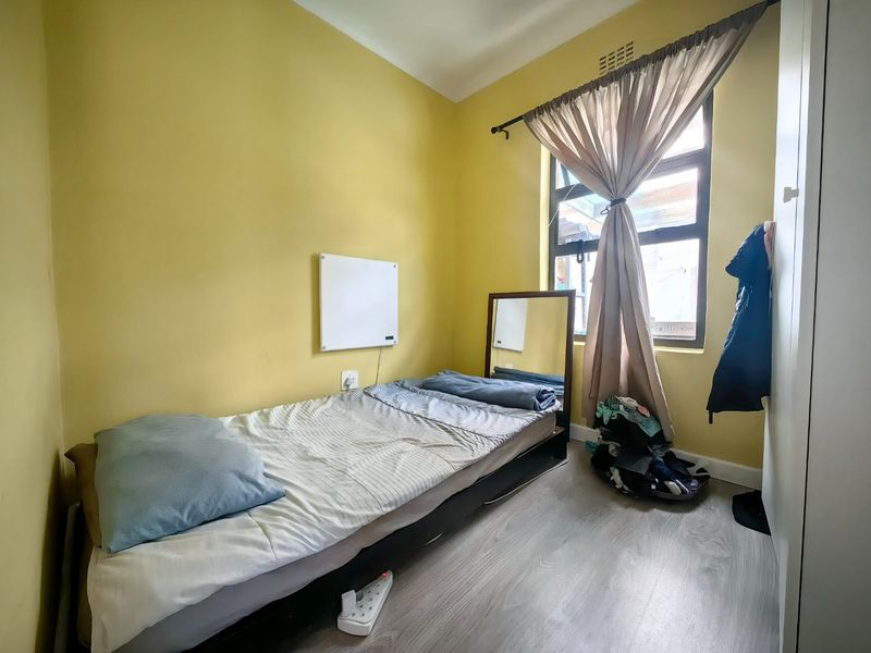 Neat and secure 2 Bedroom - Photo 7