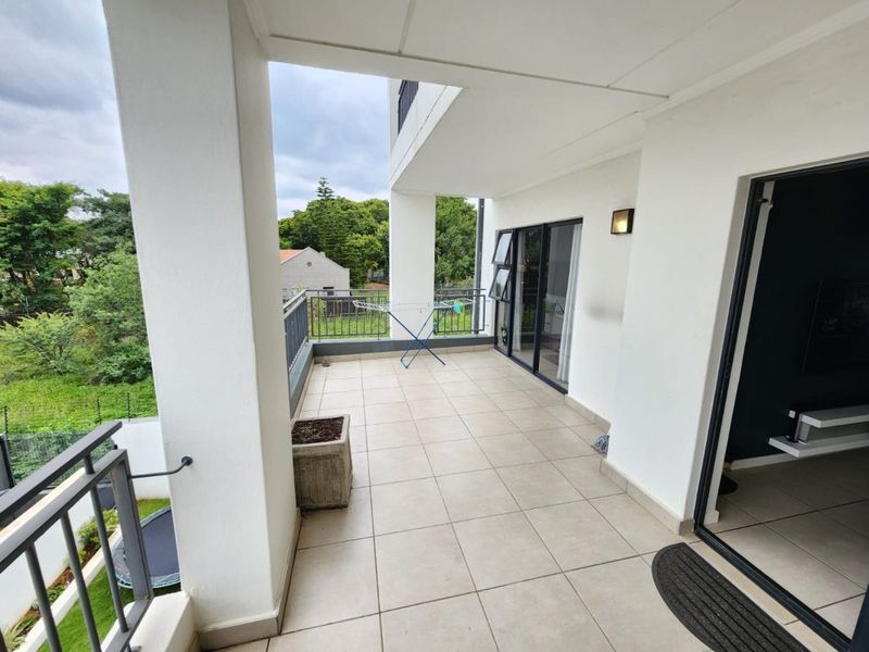Modern Lifestyle Townhouse with Great Amenities & Secure Living - Photo 4