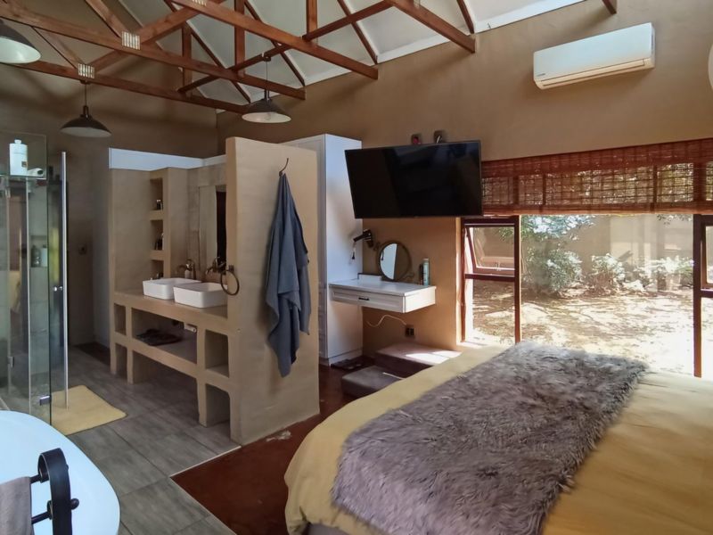 3 BEDROOM HOUSE FOR SALE IN MIDSTREAM ESTATE  - Photo 10