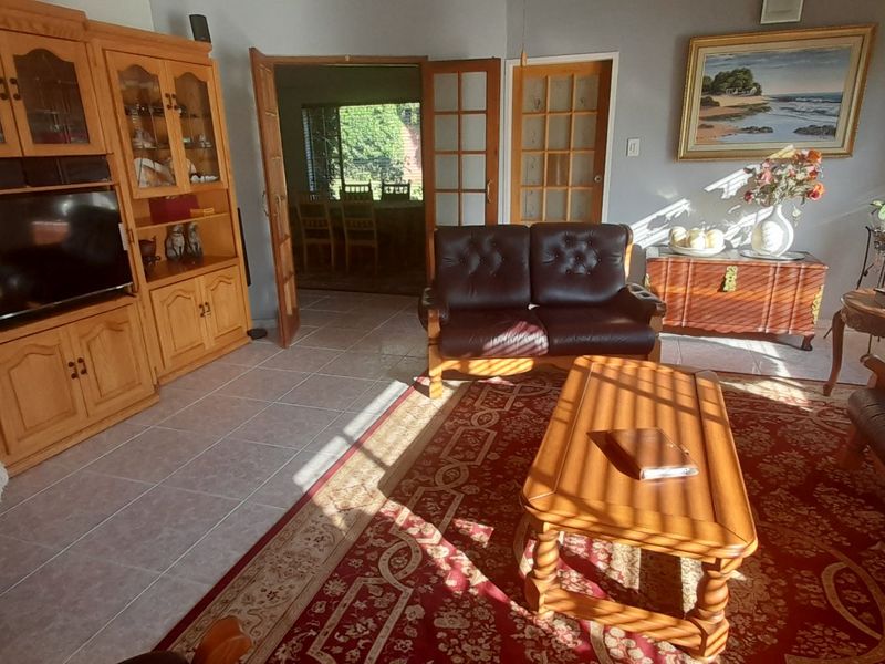 Exceptional Multi-Dwelling Smallholding With Investment Potential - Photo 6