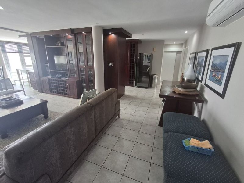 Exceptional Coastal Sanctuary, Situated At One of Ramsgate’s Finest Addresses With Direct Beach Access And Unsurpassed Ocean And Beach Vistas!!!!!!! - Photo 4