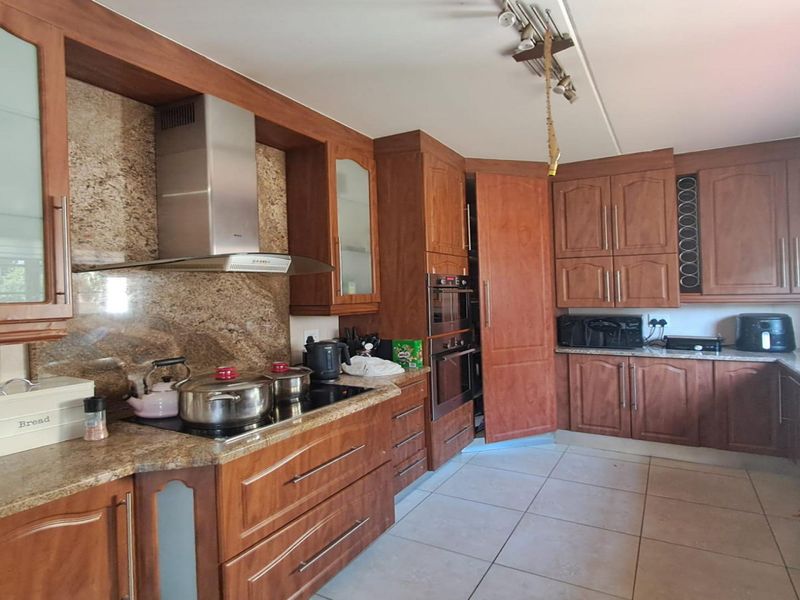3 Bed House in Noordwyk for Sale - Photo 5