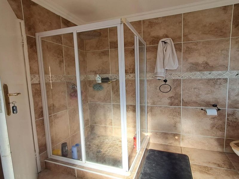 3 Bed House in Noordwyk for Sale - Photo 8