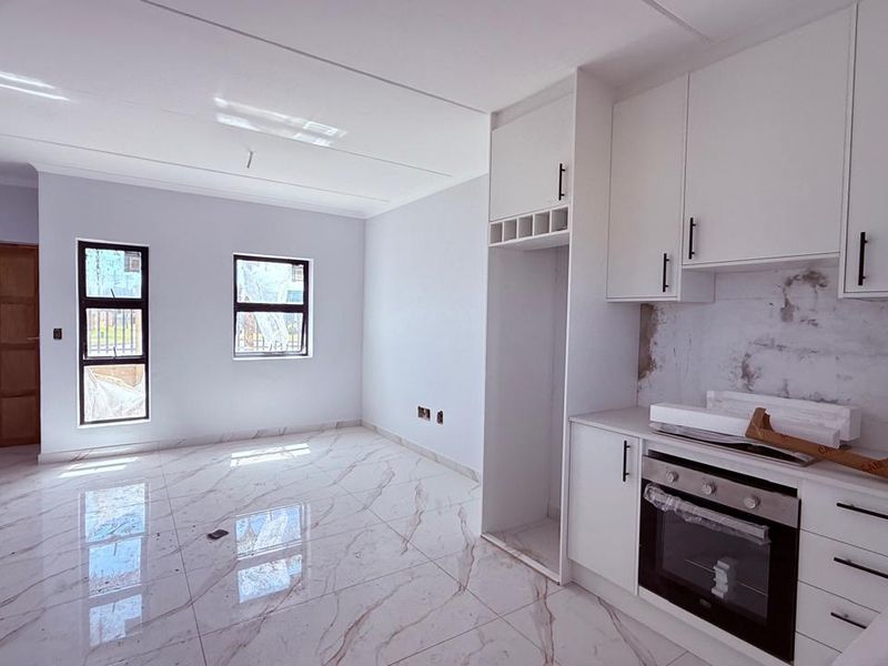 Modern 2 Bedroom Apartments for Sale in Epping Near Grand West Prices from R995,000 to R1,150,000 - Photo 4