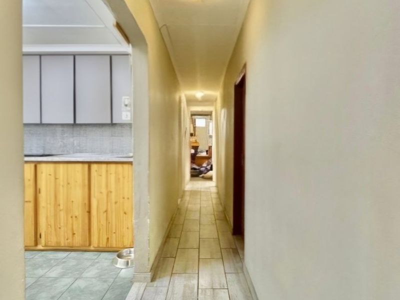 3-Bedroom Home with Flatlet and Entertainment Lapa! - Photo 9