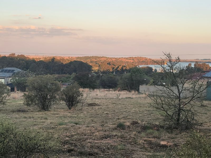 Vacant Stand with Exceptional views of the Dam and Town - Photo 9