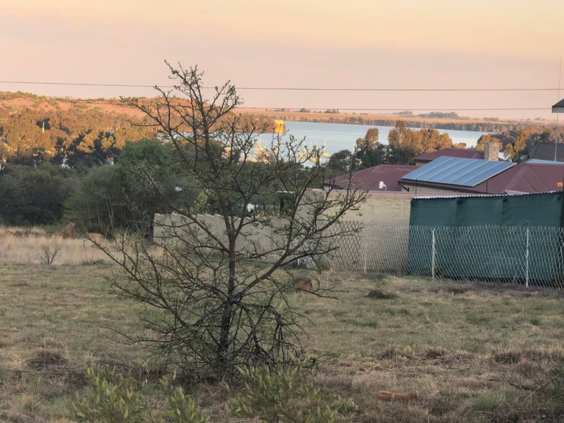 Vacant Stand with Exceptional views of the Dam and Town - Photo 8