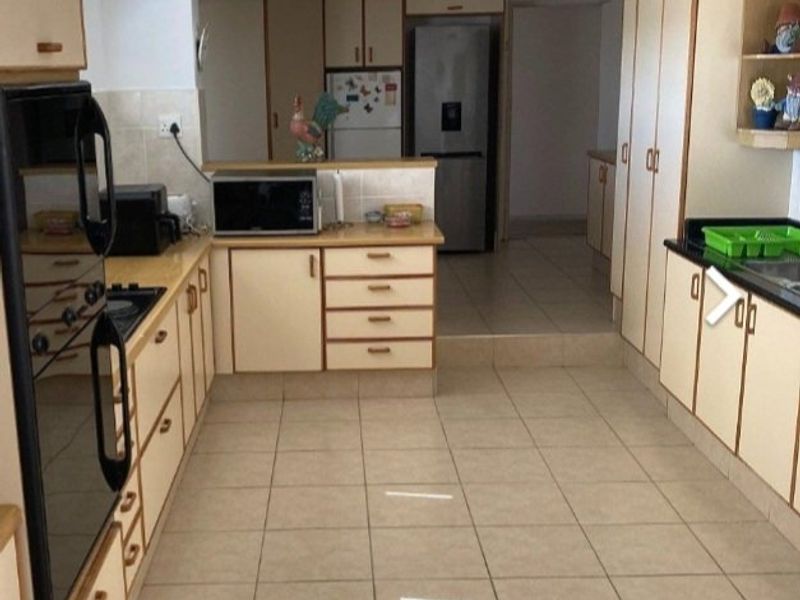 Amalinda is offering this immaculate property for sale  - Photo 9