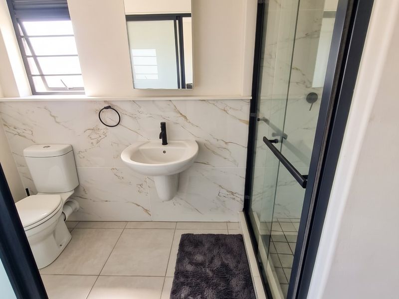 3 Bedroom Apartment / Flat for Sale in De Kuile Lifestyle Estate - Photo 7