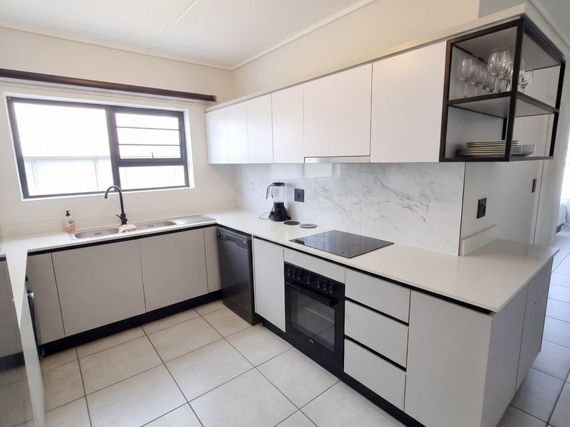 3 Bedroom Apartment / Flat for Sale in De Kuile Lifestyle Estate - Photo 4