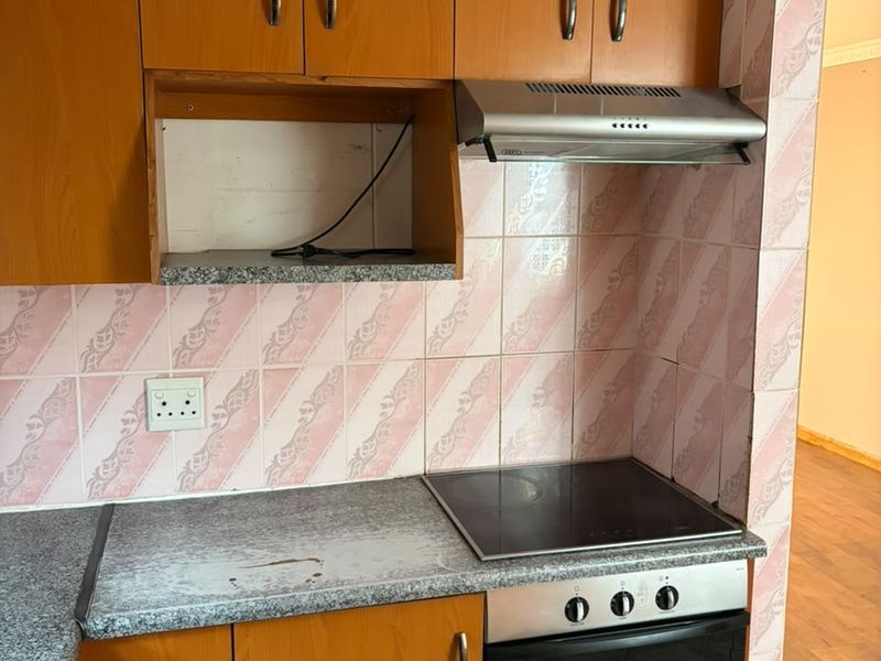 3 bedroom house for sale in NU7 - Photo 6