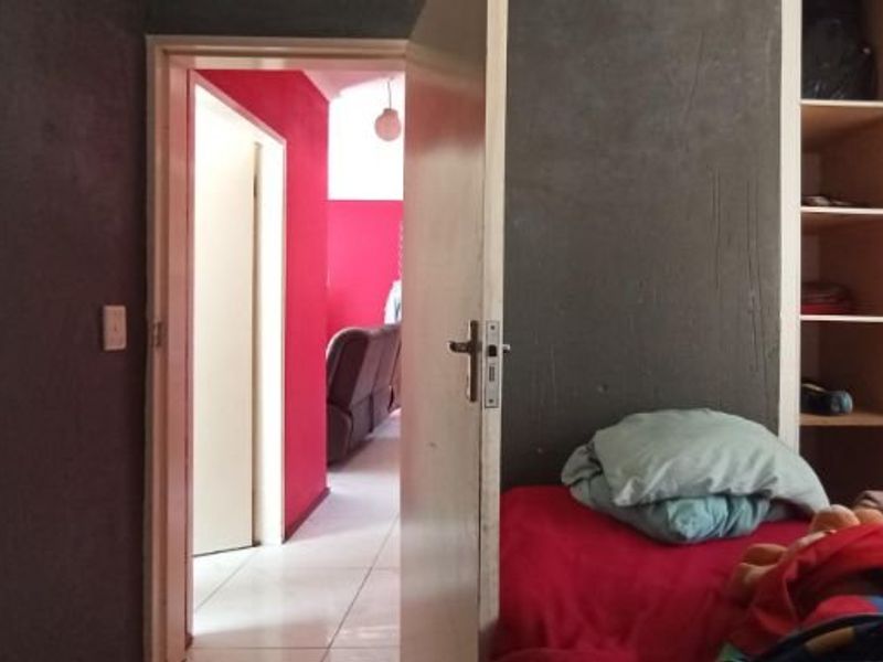 2 bedroom for sale in olivenhoutch  - Photo 10