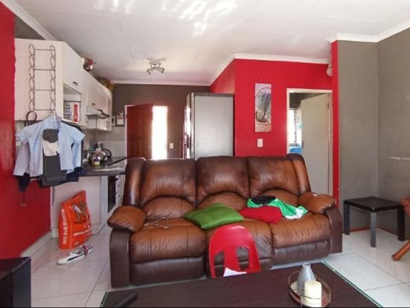 2 bedroom for sale in olivenhoutch  - Photo 4