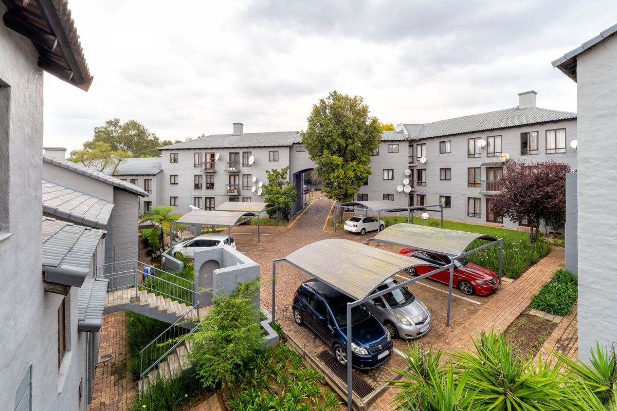 1 Bed Apartment To Rent in Paulshof | MyProperty Africa