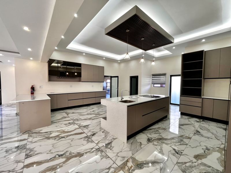 Exclusive Resort-Style Living: Luxury 3-Bedroom Family Retreat in Brigadoon Estate - Photo 7