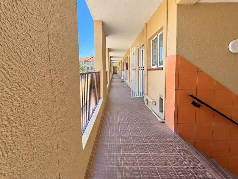 Commercial & Residential Investment | Approx. R75,000 Monthly Rental Income | Excellent Growth Potential - Photo 4