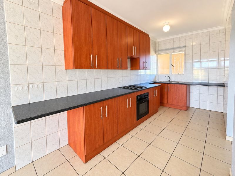 Commercial & Residential Investment | Approx. R75,000 Monthly Rental Income | Excellent Growth Potential - Photo 6