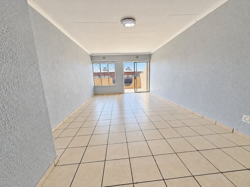 Commercial & Residential Investment | Approx. R75,000 Monthly Rental Income | Excellent Growth Potential - Photo 5