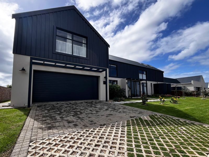 NORTH-FACING FAMILY HOME WITH MOUNTAIN VIEWS IN RENOSTERBOS - Photo 6