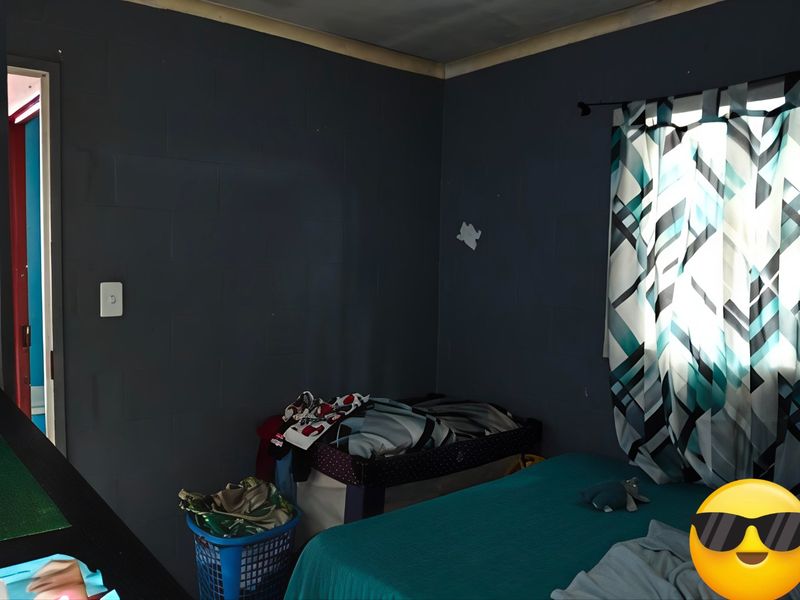 FREESTANDING 2-BEDROOM HOME IN OUR PRIDE, EERSTERIVIER – A CASH BUYER'S OPPORTUNITY! - Photo 4