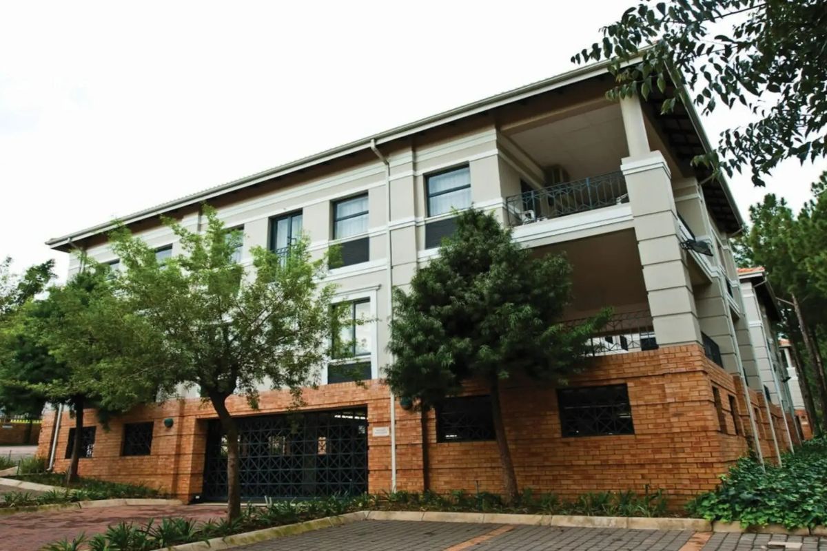 Commercial To Rent in Woodmead | MyProperty Africa