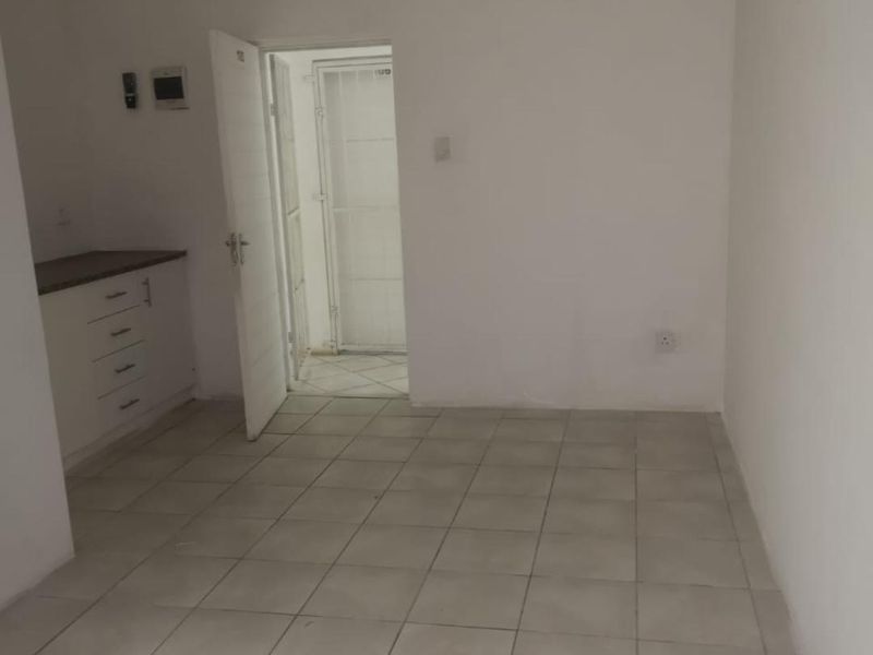 Investment property for Sale in Glenwood - Photo 6