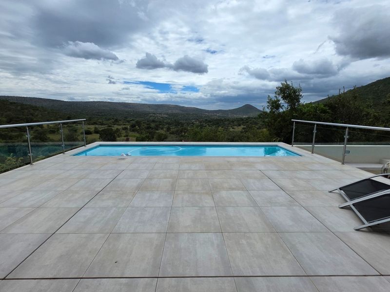 Ultra Modern - 3 Bedroom home in Zwartkloof - Spectacular mountain views - Photo 4