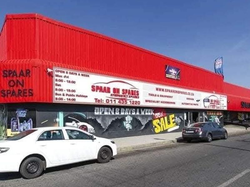 Commercial property for sale in Regents park  - Photo 4