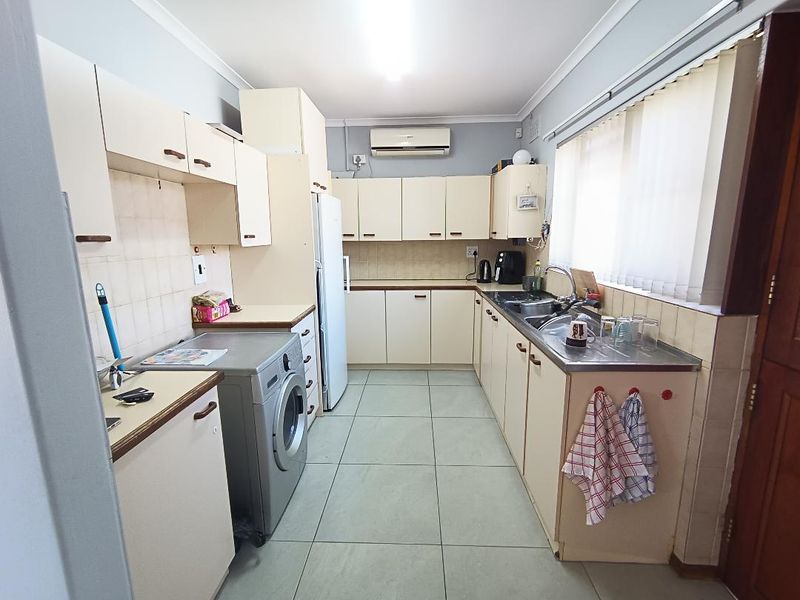 Invest in 4000sqm of  Land with a HOUSE For Your Children & Future Grandchildren!!! - Photo 10