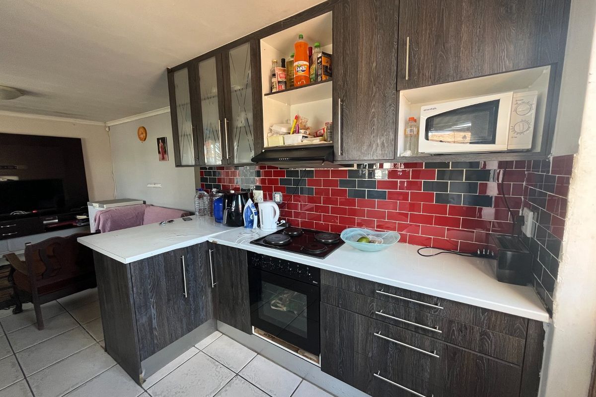 SOLD SOLD SOLD!!! Contact TARQUIN to sell your home! - Photo 5