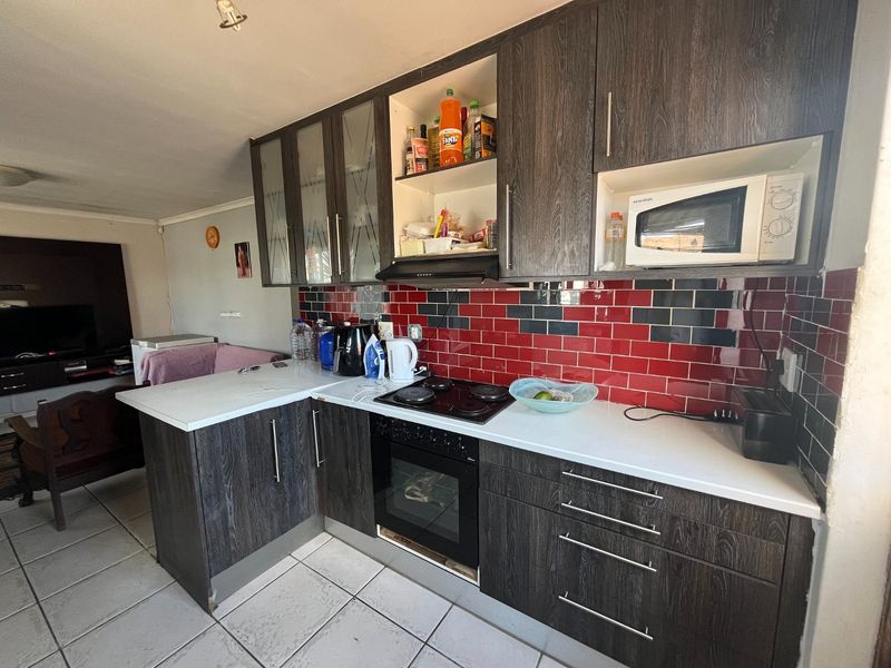 SOLD SOLD SOLD!!! Contact TARQUIN to sell your home! - Photo 5