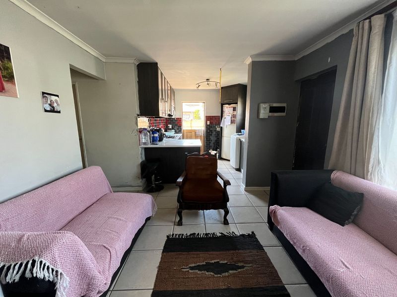 SOLD SOLD SOLD!!! Contact TARQUIN to sell your home! - Photo 2