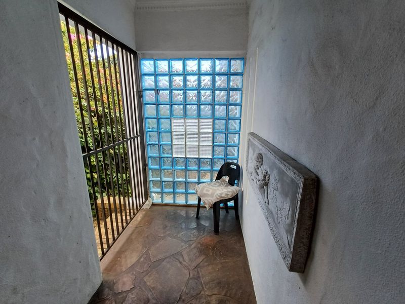 3 Bedroom House for Sale in Ravensmead - Photo 5