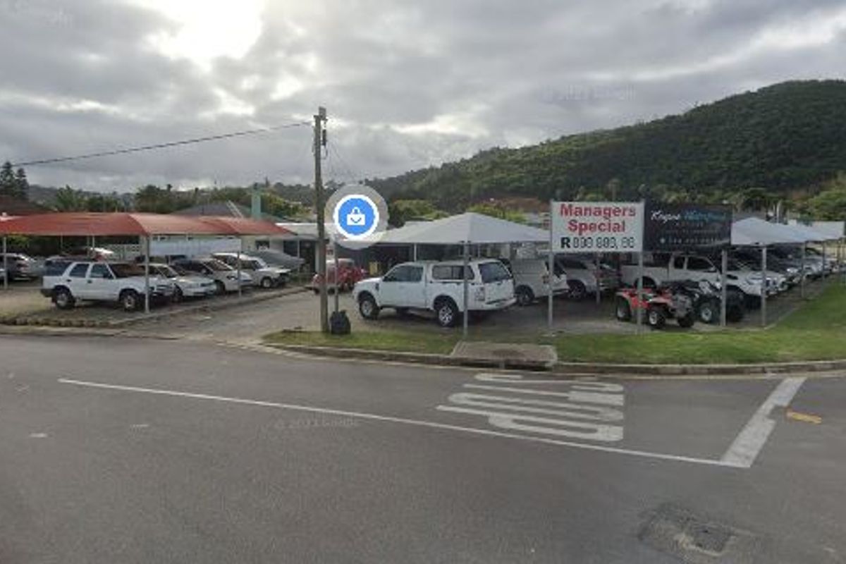 Prime Investment Opportunity: Location, location, location on Waterfront Drive! - Photo 4