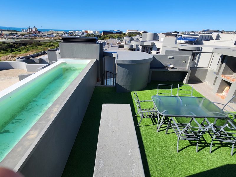 Beautiful Apartment... Rooftop Area... Swimming Pool... Stunning Views !!! - Photo 2
