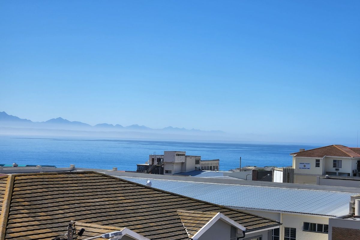 Not often that an opportunity like this becomes available !!!  - Photo 5