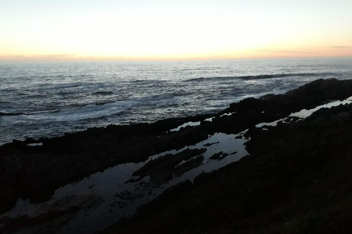 Beachfront plot - Photo 3