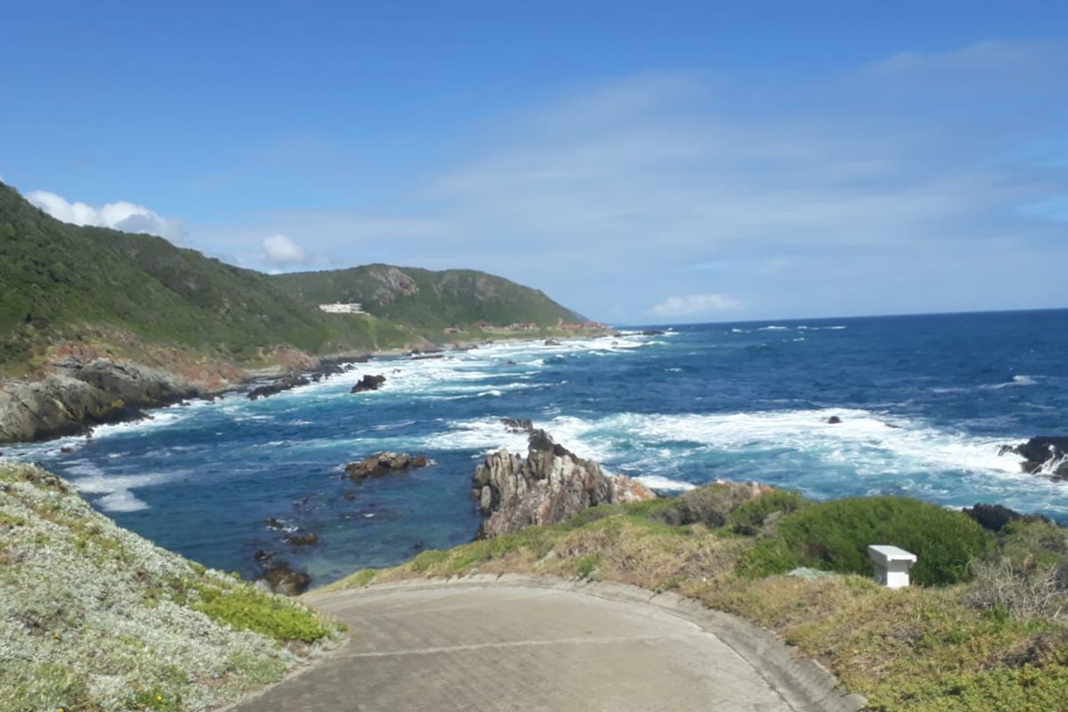 Beachfront plot - Photo 5