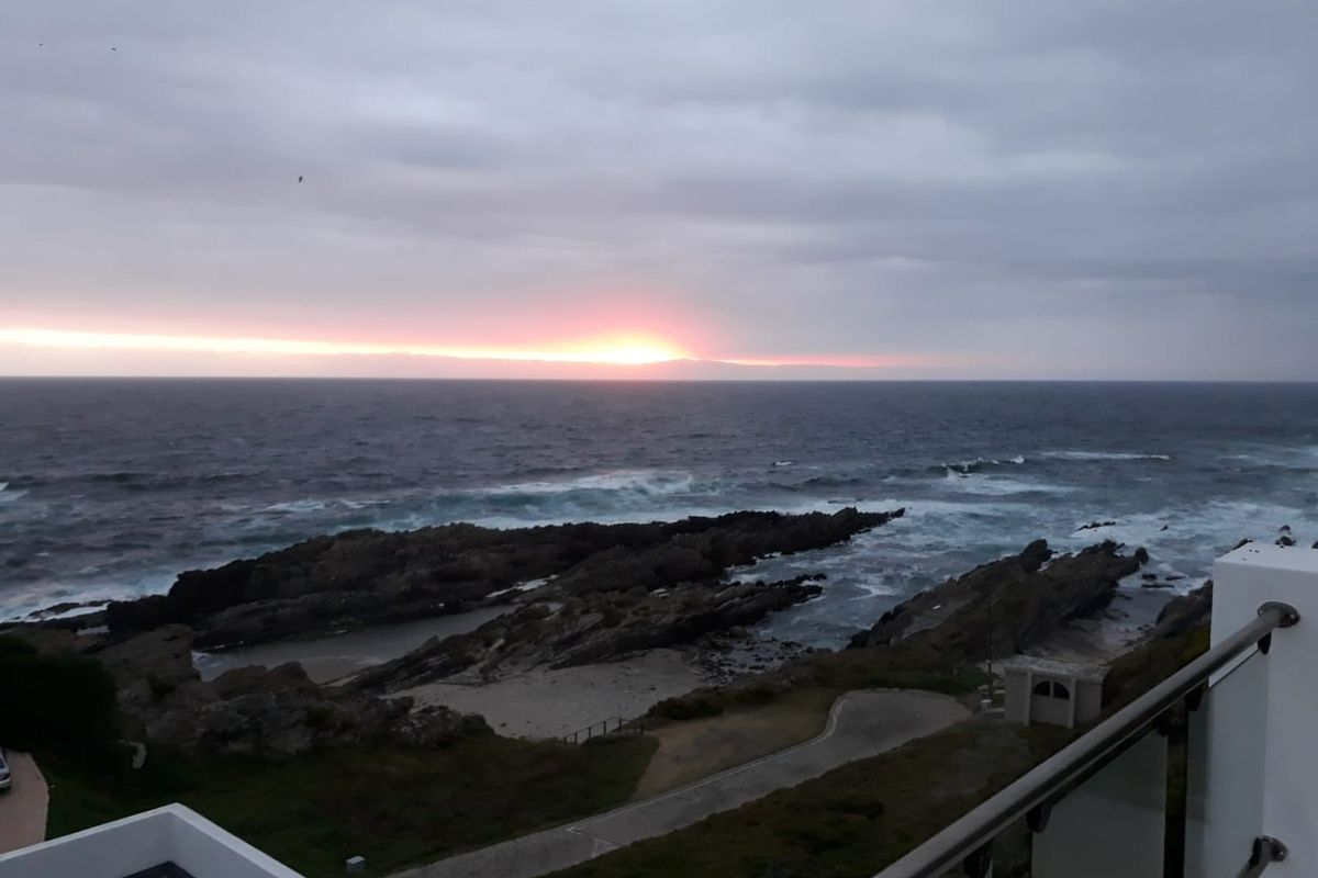 Beachfront plot - Photo 4