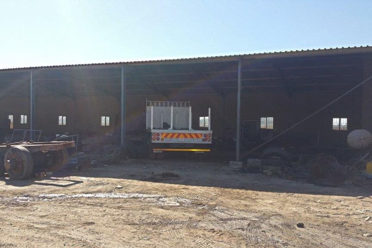 Industrial Property Available in Uvongo! - Photo 3