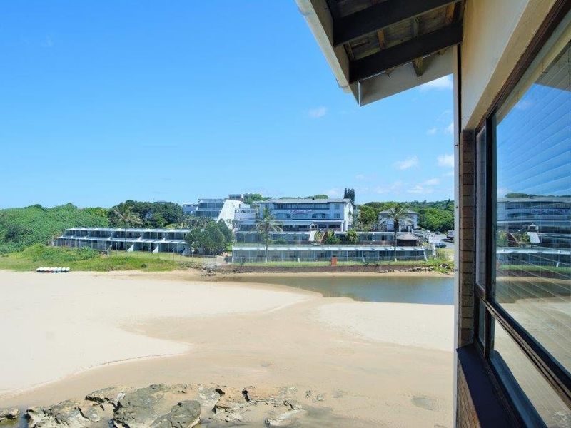 Right on the Beach with Sea and Beach views! - Photo 2