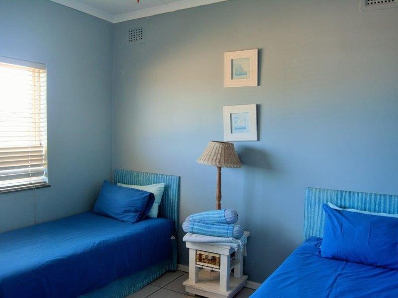 Right on the Beach with Sea and Beach views! - Photo 8