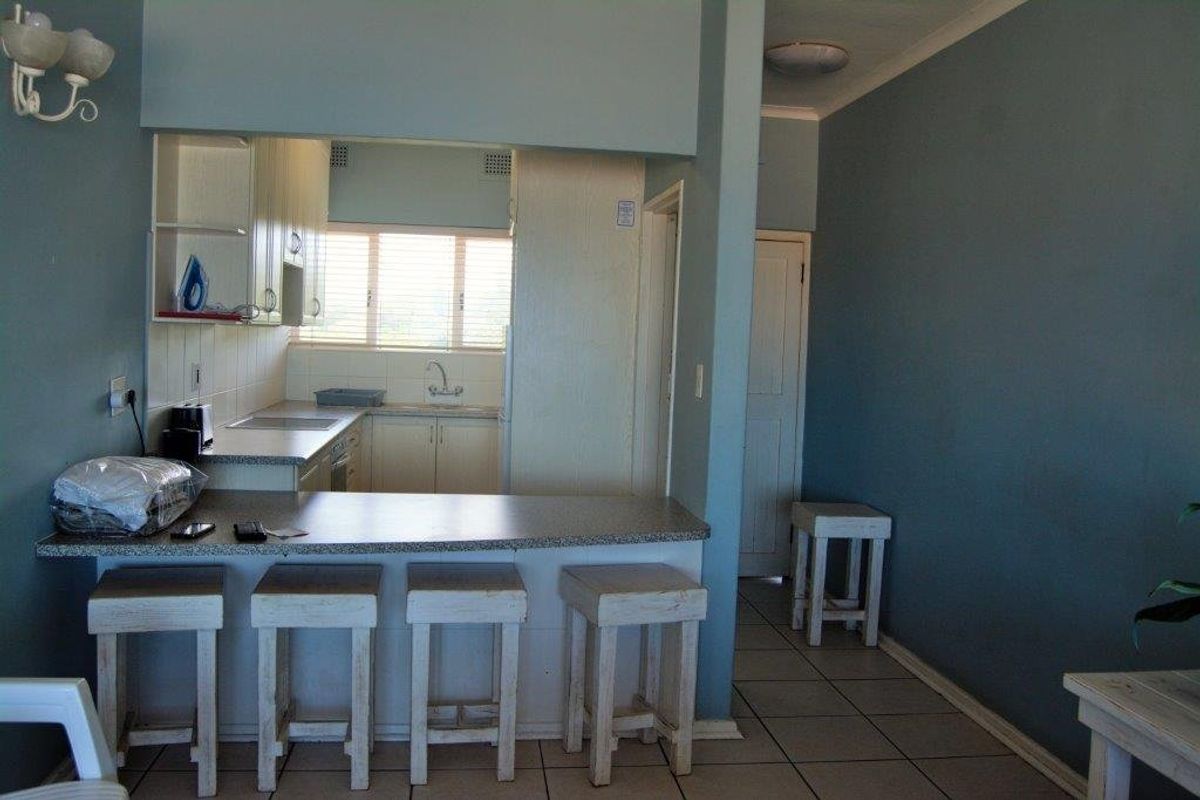 Right on the Beach with Sea and Beach views! - Photo 4