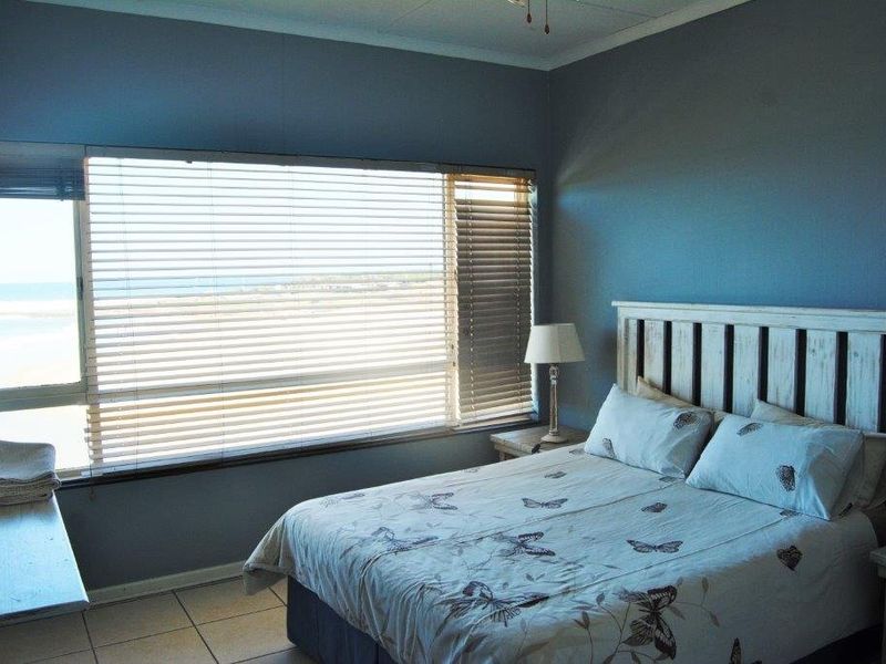 Right on the Beach with Sea and Beach views! - Photo 7