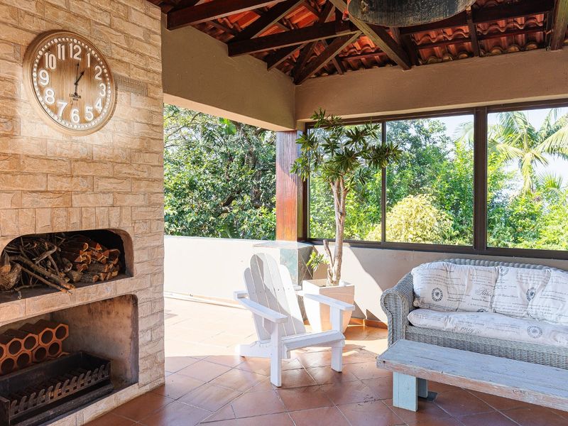 A MAJESTIC home with incredible income generating potential - Photo 5