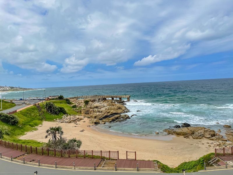 A High-End Holiday Apartment For Sale In A Sweet Spot Location Worth The Look! - Photo 2