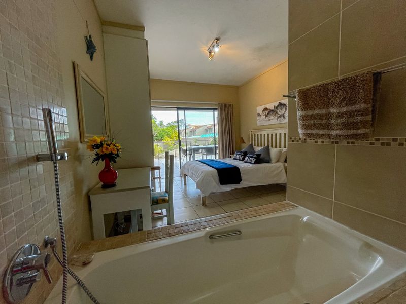 A High-End Holiday Apartment For Sale In A Sweet Spot Location Worth The Look! - Photo 8