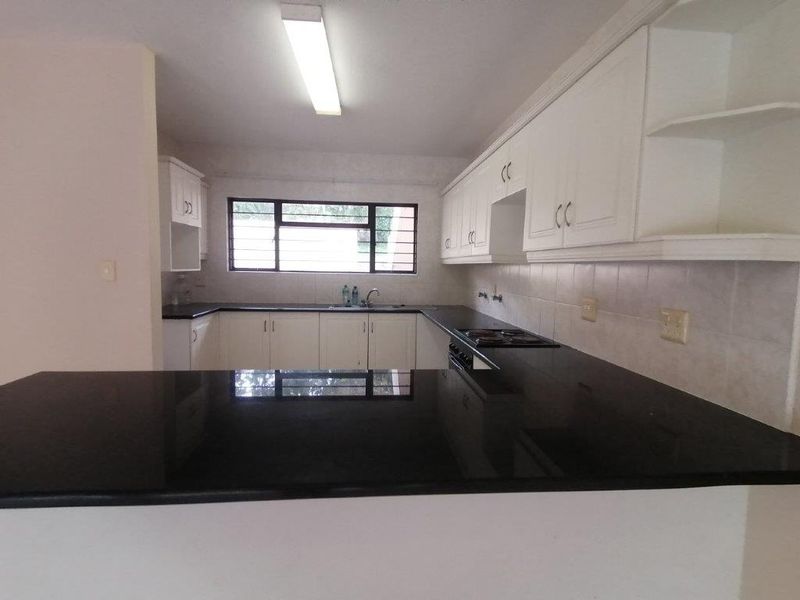 Spacious Unit in A Secure Complex in St Michaels on Sea - Photo 7